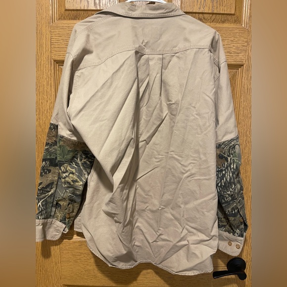 Men's long sleeve, button up twill - Picture 3 of 3